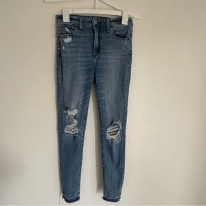 Abercrombie & Fitch simone high rise super skinny jeans size 2 embroidered